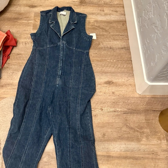 Free People, Jayde Point Collar Short Sleeve Flared Leg Flight Suit Size L - Picture 1 of 7